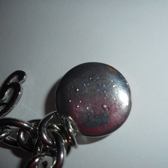 NEW Guess Charm Bracelet - Picture 2 of 2